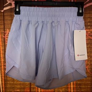 NWT Size 4 Lululemon Track That Mid-Rise Shorts Lined 5” PSLB